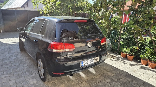 VOLKSWAGEN Golf 2011 — imagine 4