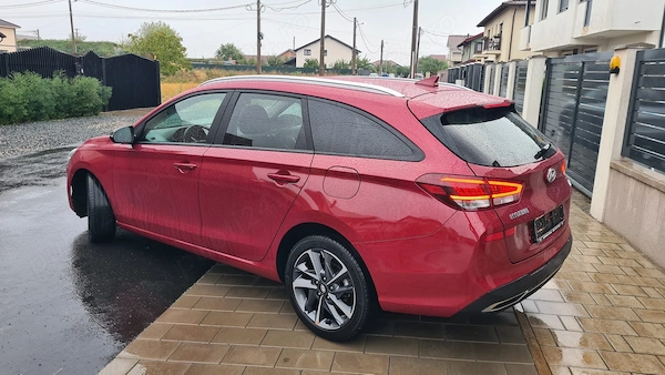 HYUNDAI i30 2022 — imagine 2