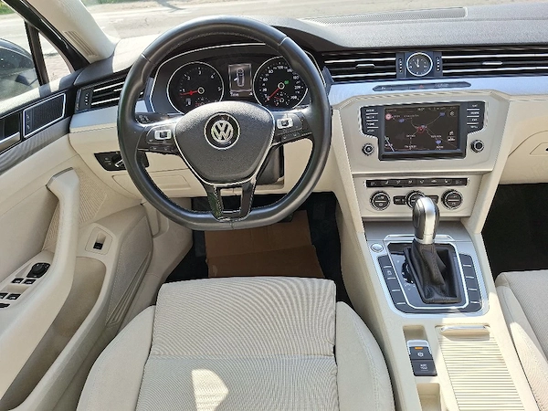 VOLKSWAGEN Passat 2016 — imagine 3