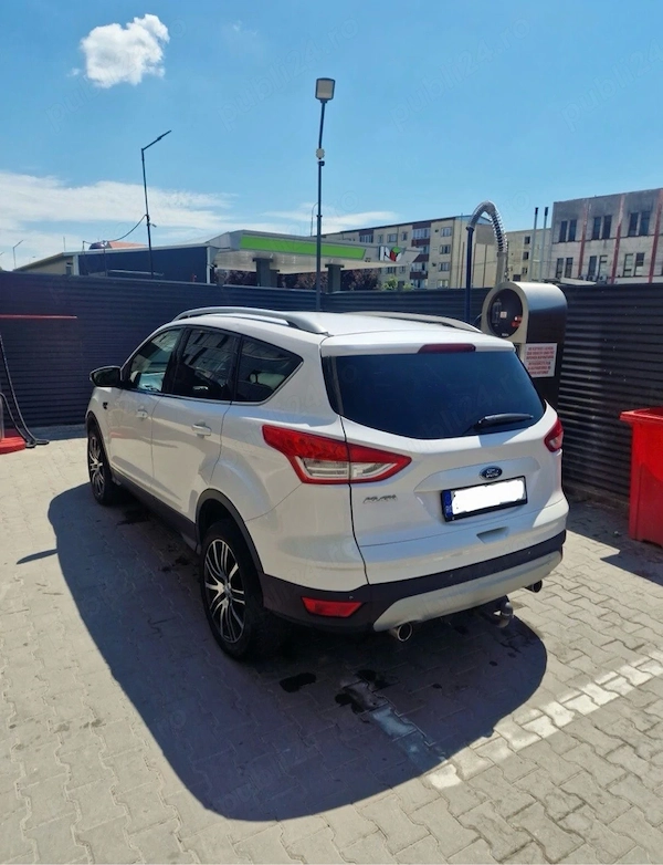 FORD Kuga 2016 — imagine 2
