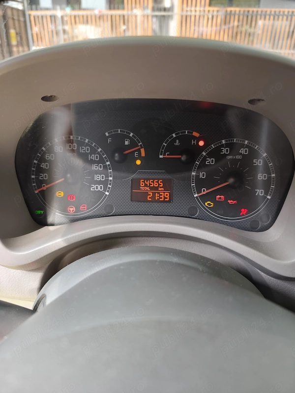 FIAT Panda 2005 — imagine 2