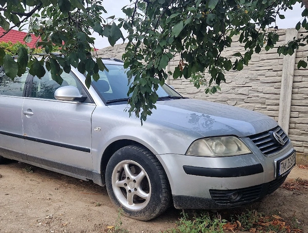 VOLKSWAGEN Passat 2004 — imagine 3