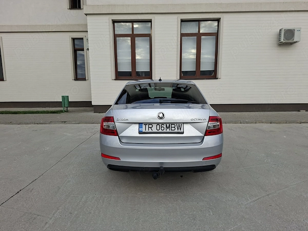 SKODA Octavia 2015 — imagine 4