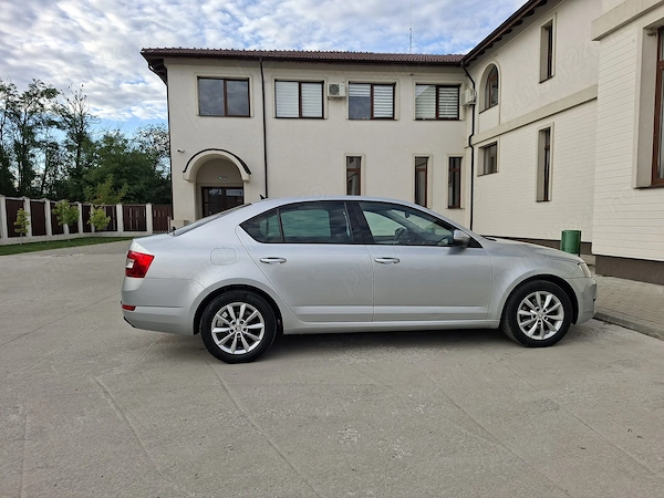 SKODA Octavia 2015 — imagine 6