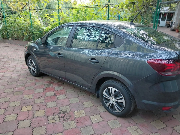 DACIA Logan 2023 — imagine 3