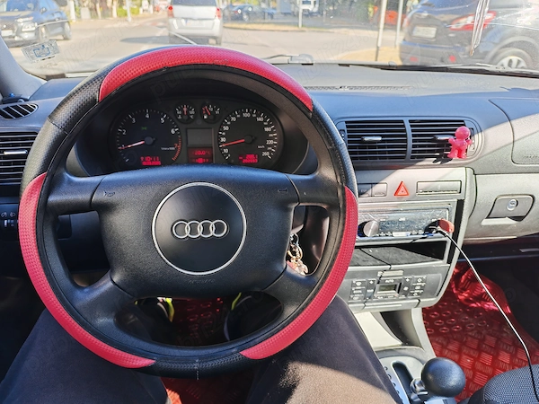 AUDI A3 2001 — imagine 2