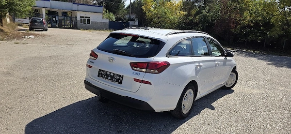 HYUNDAI i30 2018 — imagine 3