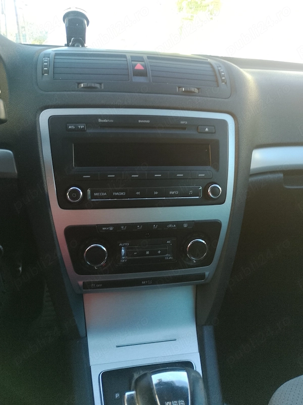 SKODA Octavia 2011 — imagine 5