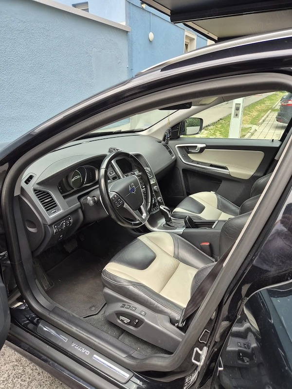 VOLVO XC60 2013 — imagine 8
