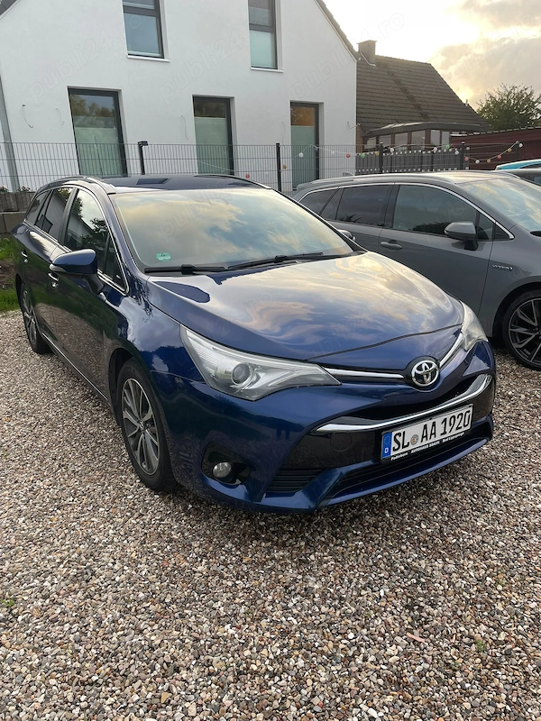 TOYOTA Avensis 2015 — imagine 2