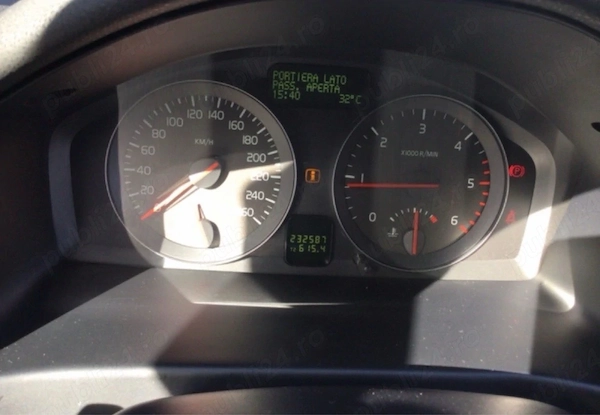 VOLVO V50 2010 — imagine 2