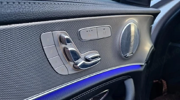 MERCEDES-BENZ E-Class 2018 — imagine 2