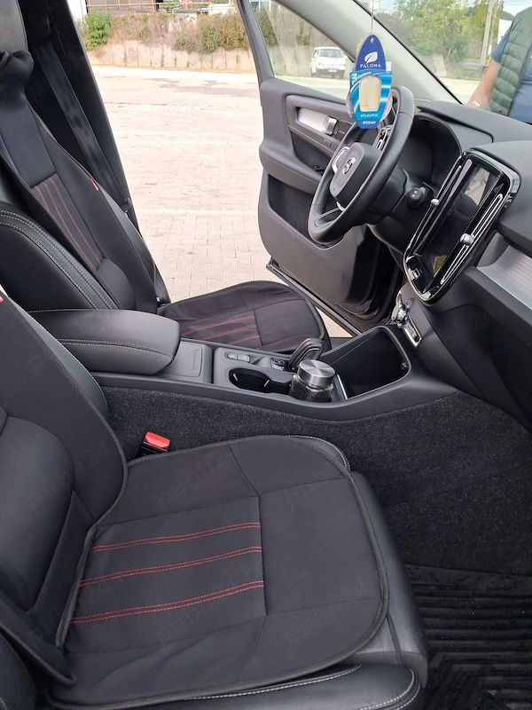 VOLVO XC40 2020 — imagine 7