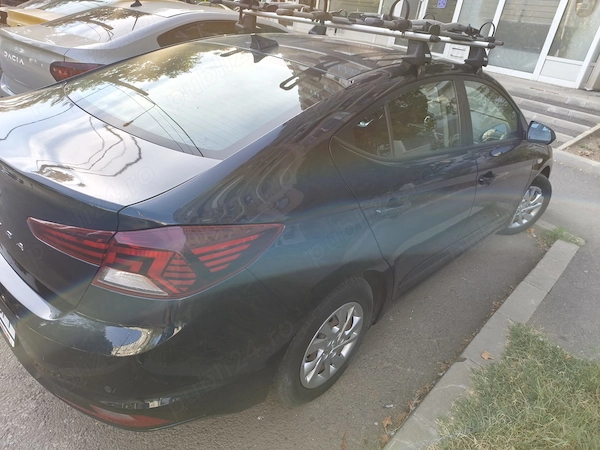 HYUNDAI Elantra 2019 — imagine 3