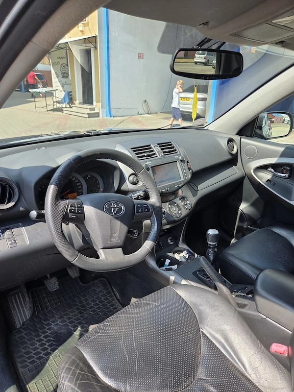 TOYOTA RAV4 2012 — imagine 4