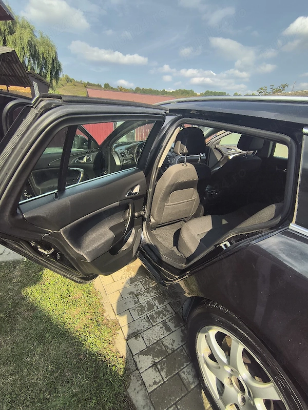OPEL Insignia 2010 — imagine 4