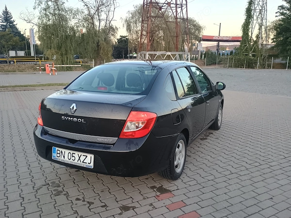 RENAULT Symbol 2010 — imagine 2