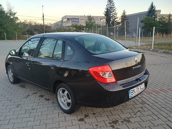 RENAULT Symbol 2010 — imagine 3