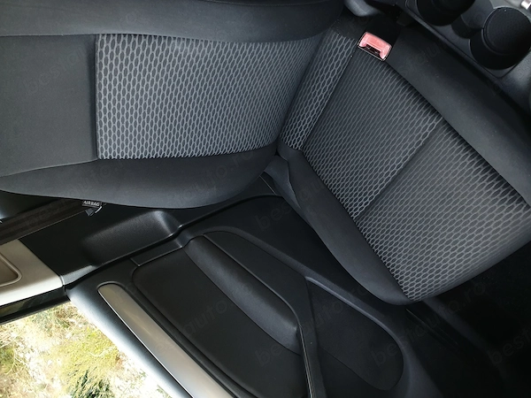 VOLKSWAGEN Golf 2011 — imagine 3