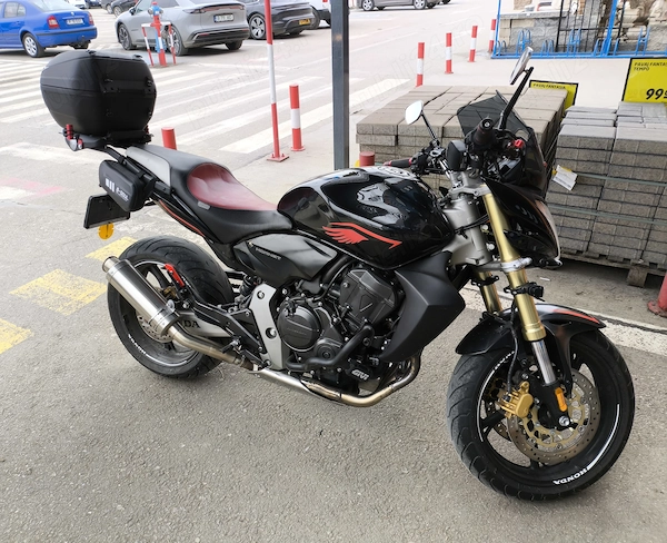Motocicleta - Honda Hornet CB600F PC41, 2007, o frumusete, tinuta in garaj, la 59000km