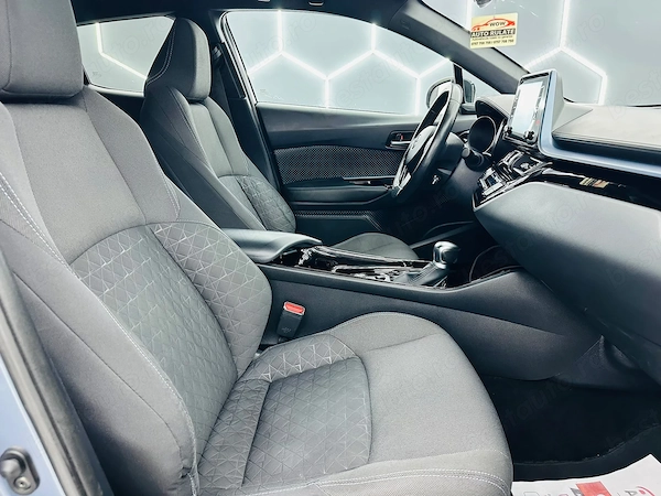 TOYOTA C-HR 2020 — imagine 17