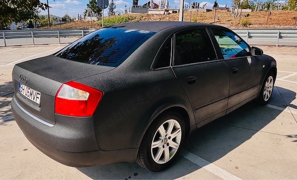 AUDI A4 2004 — imagine 2
