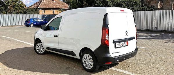 RENAULT Express 2022 — imagine 5
