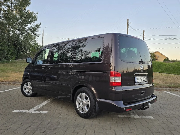 VOLKSWAGEN Multivan 2010 — imagine 5