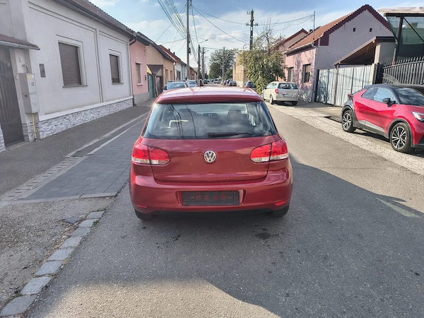 VOLKSWAGEN Golf 2011 — imagine 7