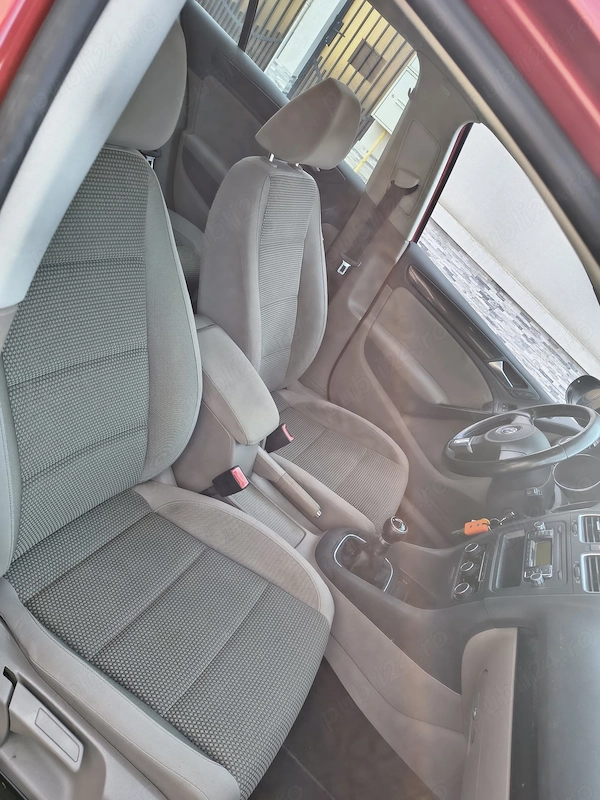 VOLKSWAGEN Golf 2011 — imagine 8