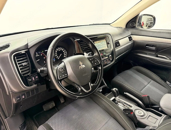MITSUBISHI Outlander 2016 — imagine 13