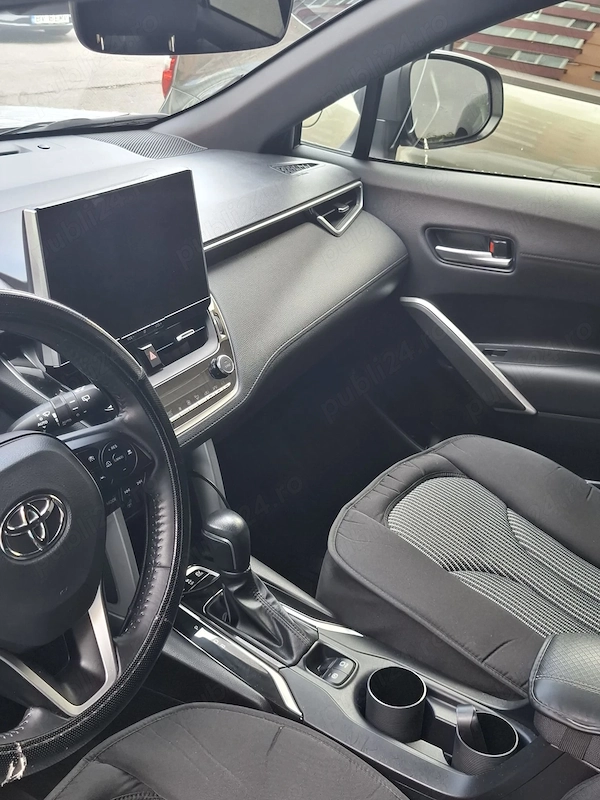 TOYOTA Corolla 2023 — imagine 5