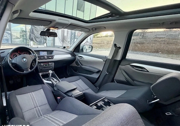 BMW iX1 2010 — imagine 8