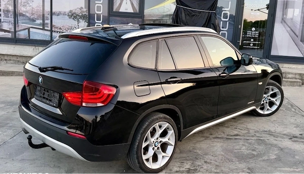 BMW iX1 2010 — imagine 3