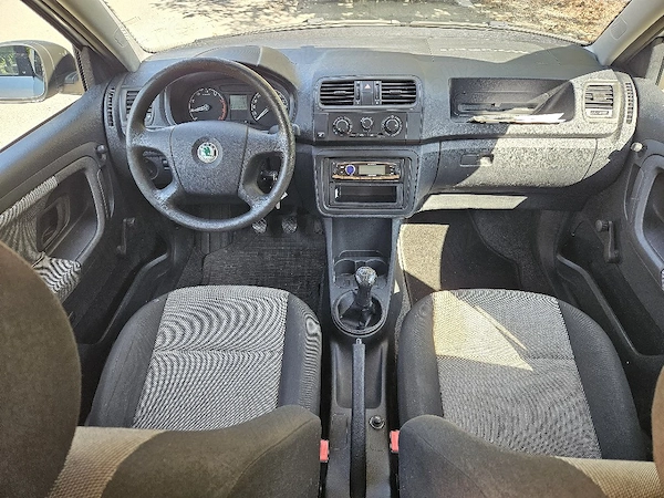 SKODA Fabia 2009 — imagine 5