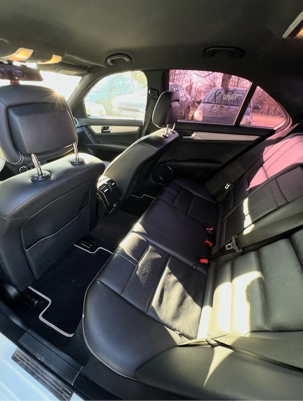 MERCEDES-BENZ C-Class 2012 — imagine 4
