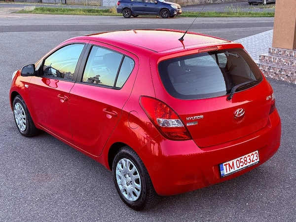 HYUNDAI i20 2014 — imagine 3