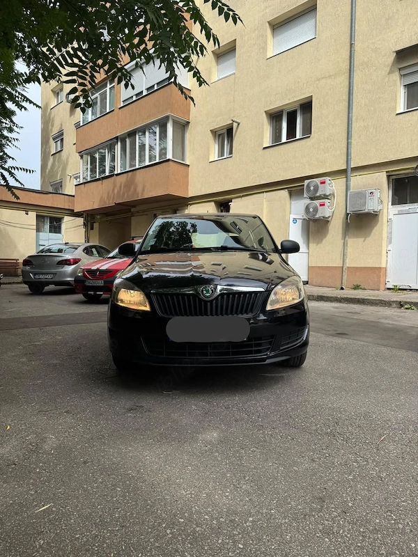 SKODA Fabia 2012 — imagine 3