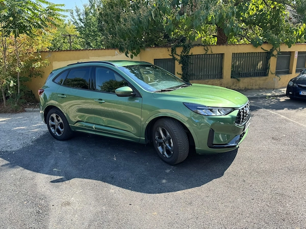FORD Kuga 2024 — imagine 4