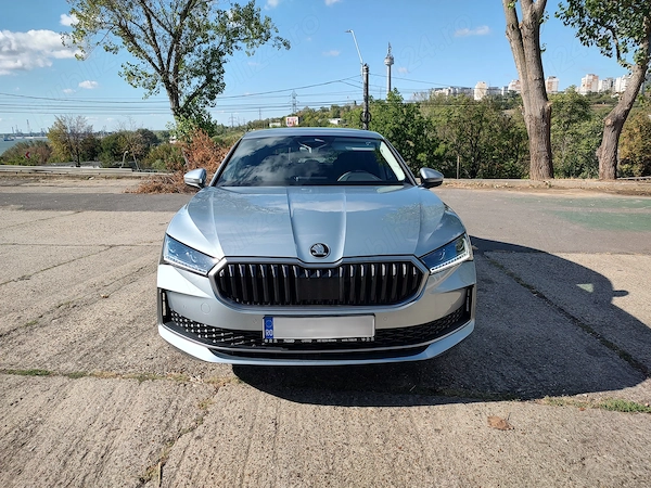 SKODA Superb 2025 — imagine 2