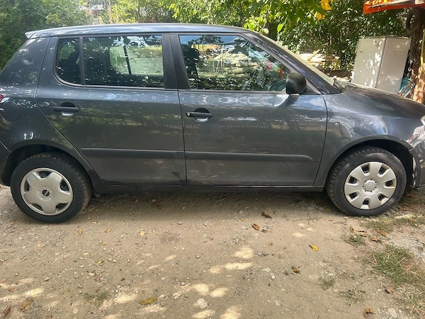 SKODA Fabia 2009 — imagine 2