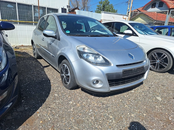 RENAULT Clio 2011 — imagine 3