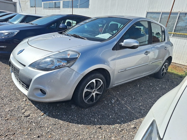 RENAULT Clio 2011 — imagine 2