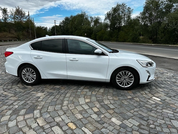 FORD Focus 2018 — imagine 2