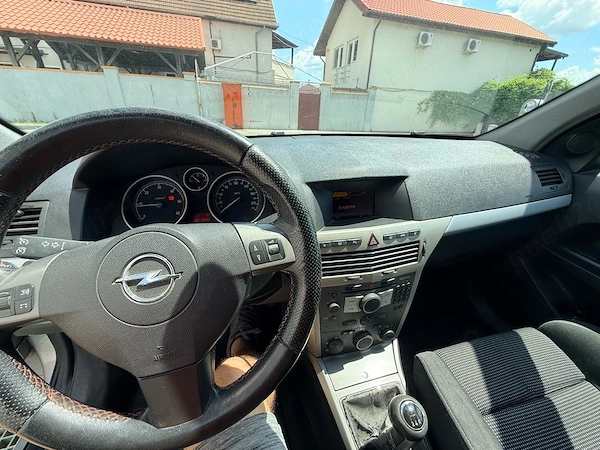 OPEL Astra 2005 — imagine 3