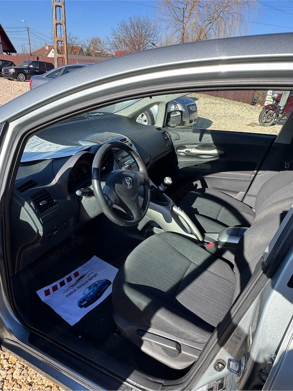 TOYOTA Auris 2010 — imagine 6