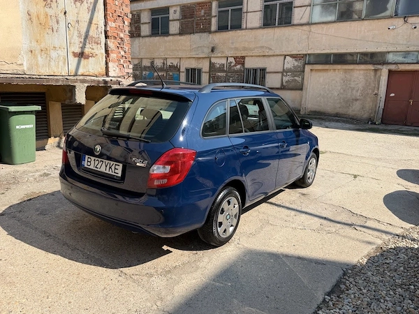 SKODA Fabia 2012 — imagine 4