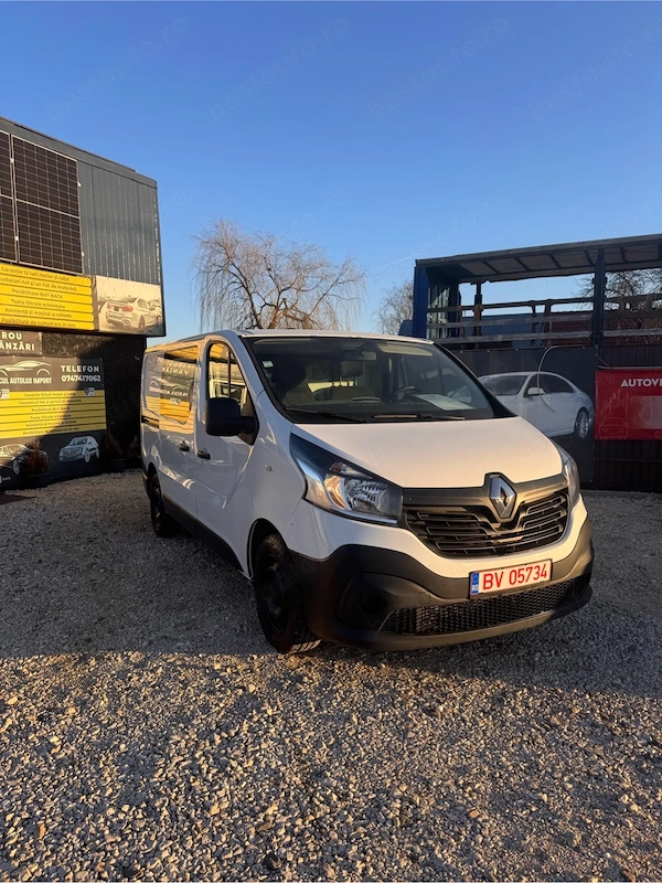 RENAULT Trafic 2018 — imagine 6