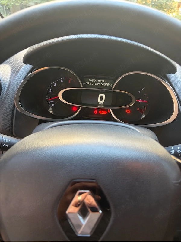 RENAULT Clio 2016 — imagine 3