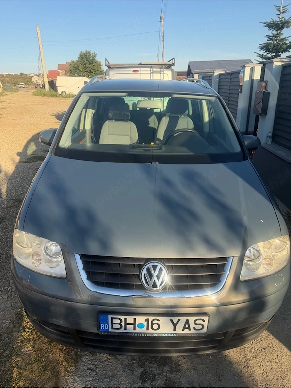 VOLKSWAGEN Touran 2004 — imagine 4